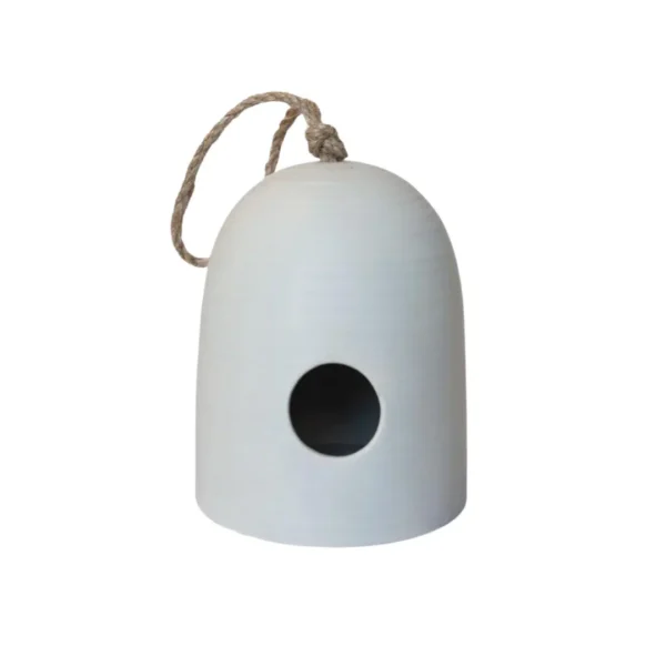 Vogelhuisje van keramiek.